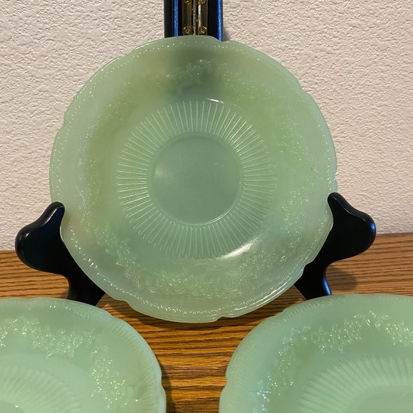 Three Vintage Fire King Green Saucers - Picture 4 of 8